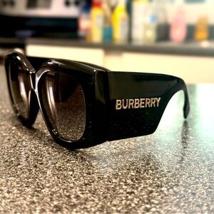 Burberry Glossy Black Sunglasses
